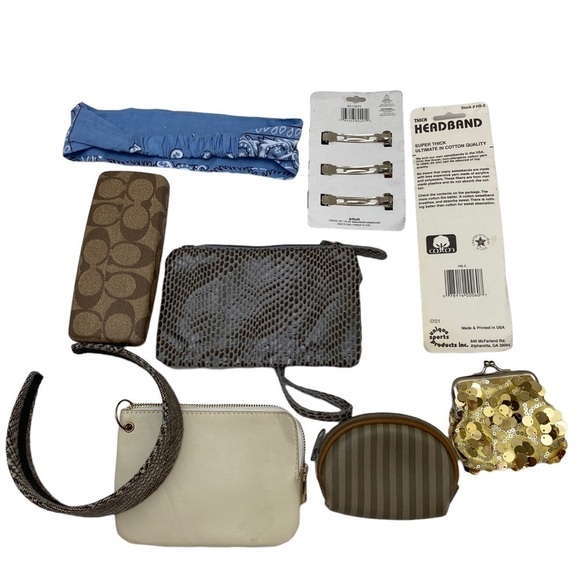 Accessories 9 piece Value Bundle! 🛍️ Beiges /Neutrals! Cosmetic Bags and More! - Picture 7 of 7